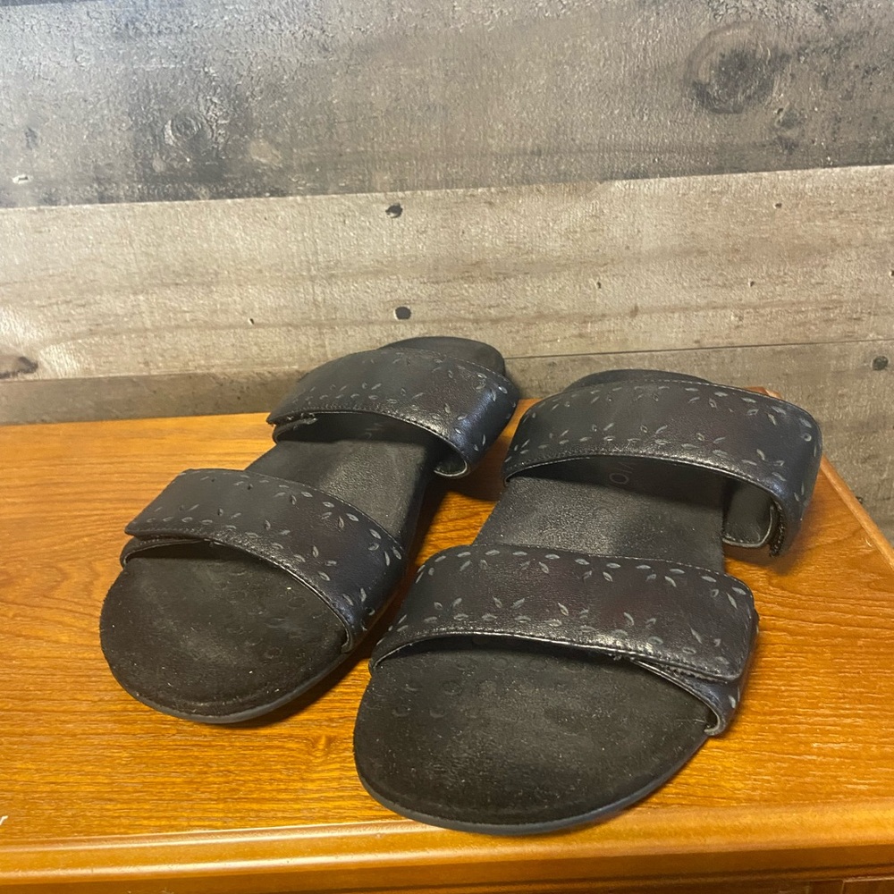 Vionic Black Double-Strap Slide Sandals with Cushioned Footbed size 8
